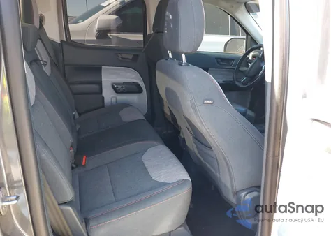 2023 Ford Maverick Xlt z USA, uszkodzony, nr VIN 3FTTW8E35PRA99616